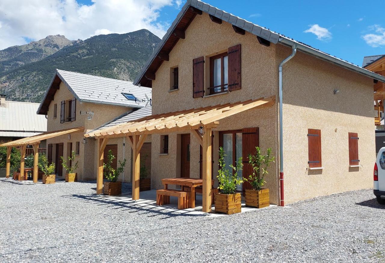 Le Pre Fleuri A Guillestre - Appartements Neufs Classes Meubles De Tourisme 3 Etoiles - Parking Privatif Экстерьер фото